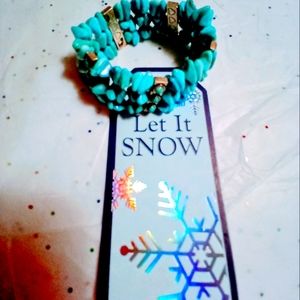 Simulated turquoise stretch beaded bracelet